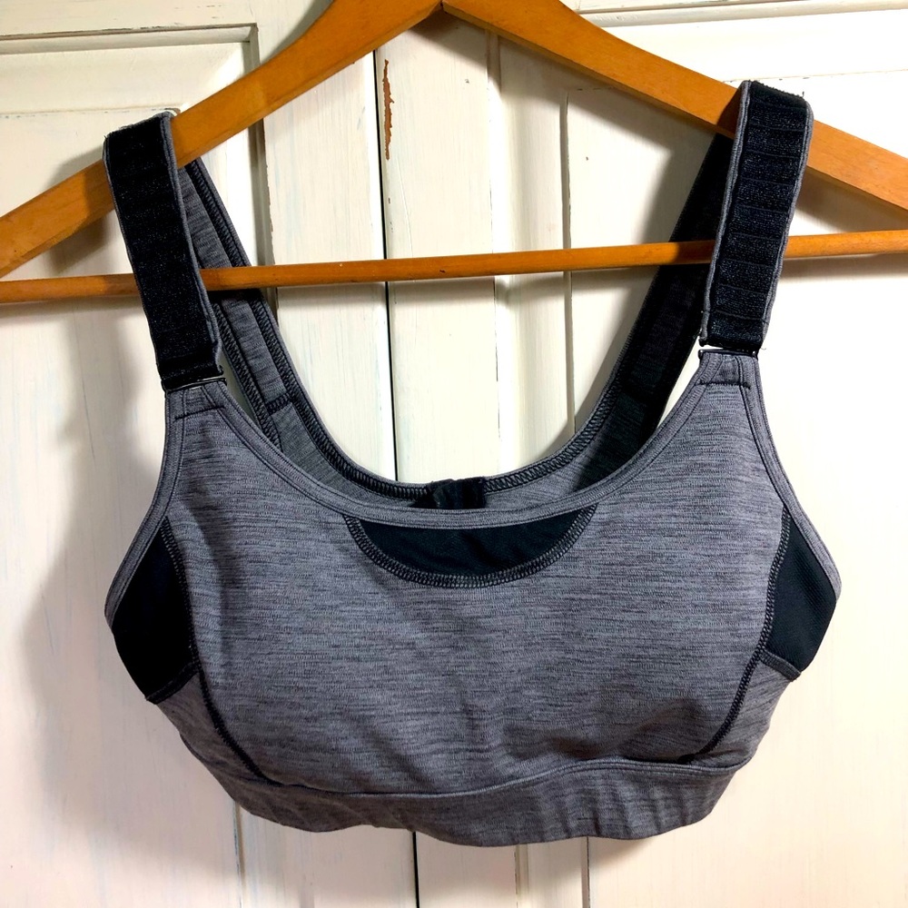 Duluth high impact work bra size M
